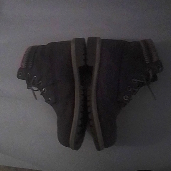 Timberland - Picture 3 of 5